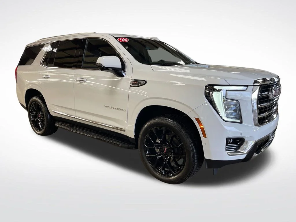 Used 2026 White GMC Elevation image 8