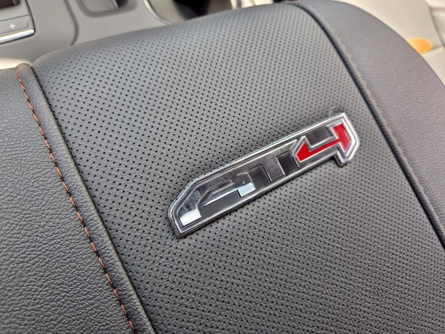 2026 GMC Sierra 2500HD AT4 - Photo 9