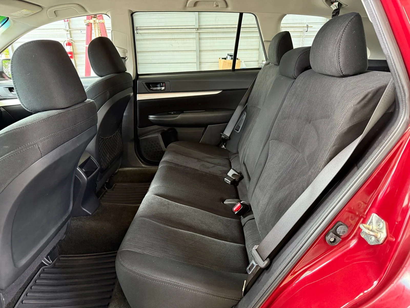 Used 2014 Red Subaru 2.5i Premium image 19