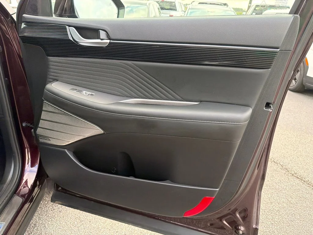 Used 2025 Red Hyundai Calligraphy image 14