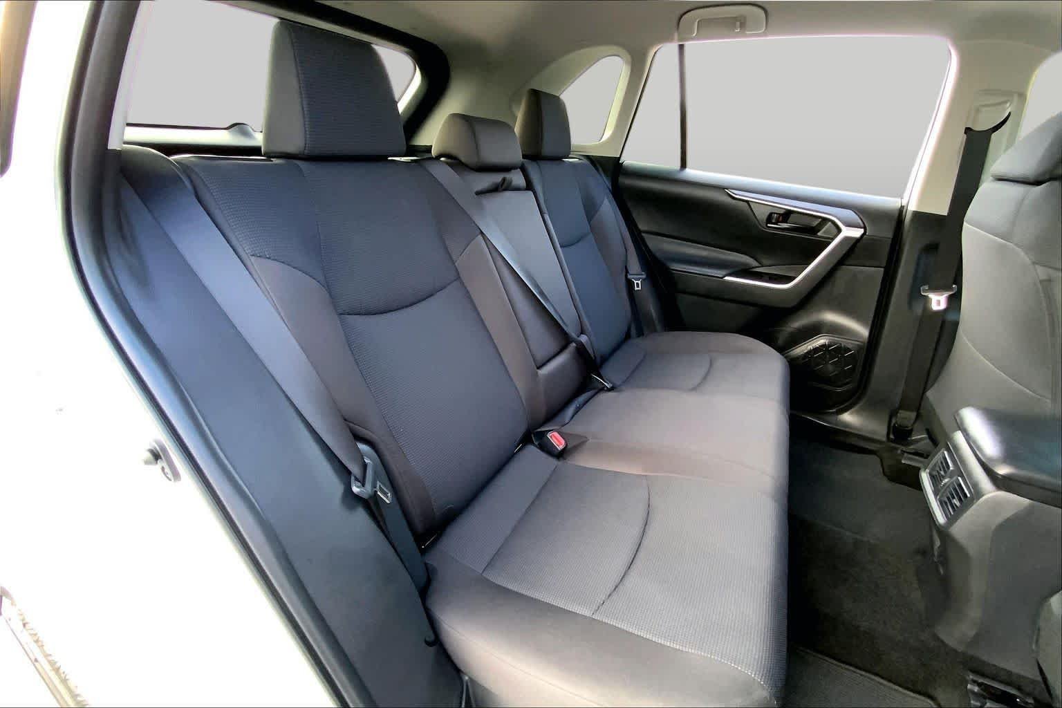 Certified Used 2025 Ice Cap Toyota Hybrid LE image 19