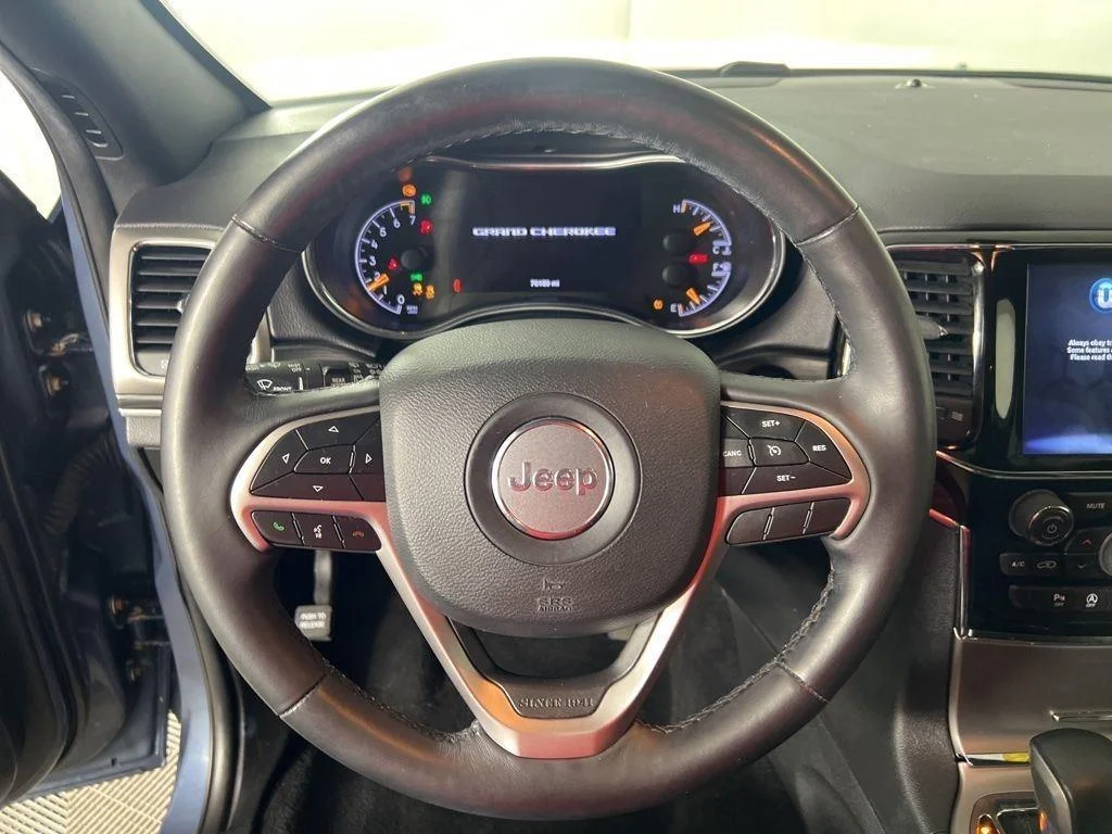 Used 2019 Pacific Blue Clearcoat Jeep Limited image 11