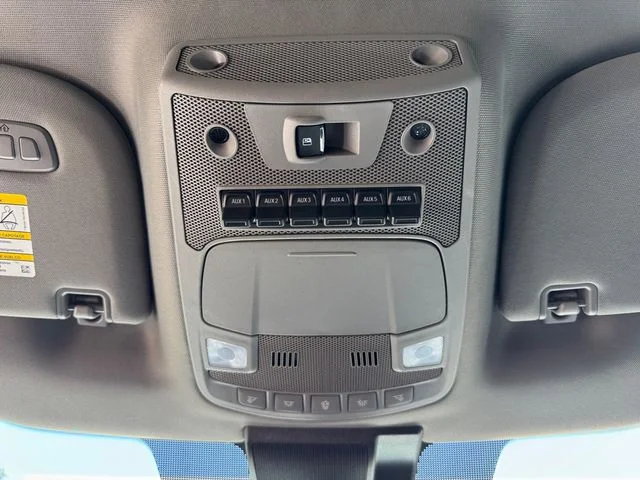 Used 2021 Oxford White Ford Lariat image 24