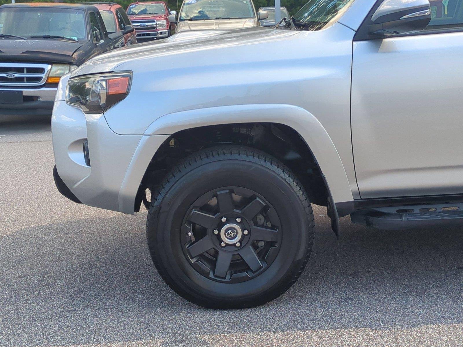 Used 2018 Classic Silver Metallic Toyota TRD Off-Road Premium image 10