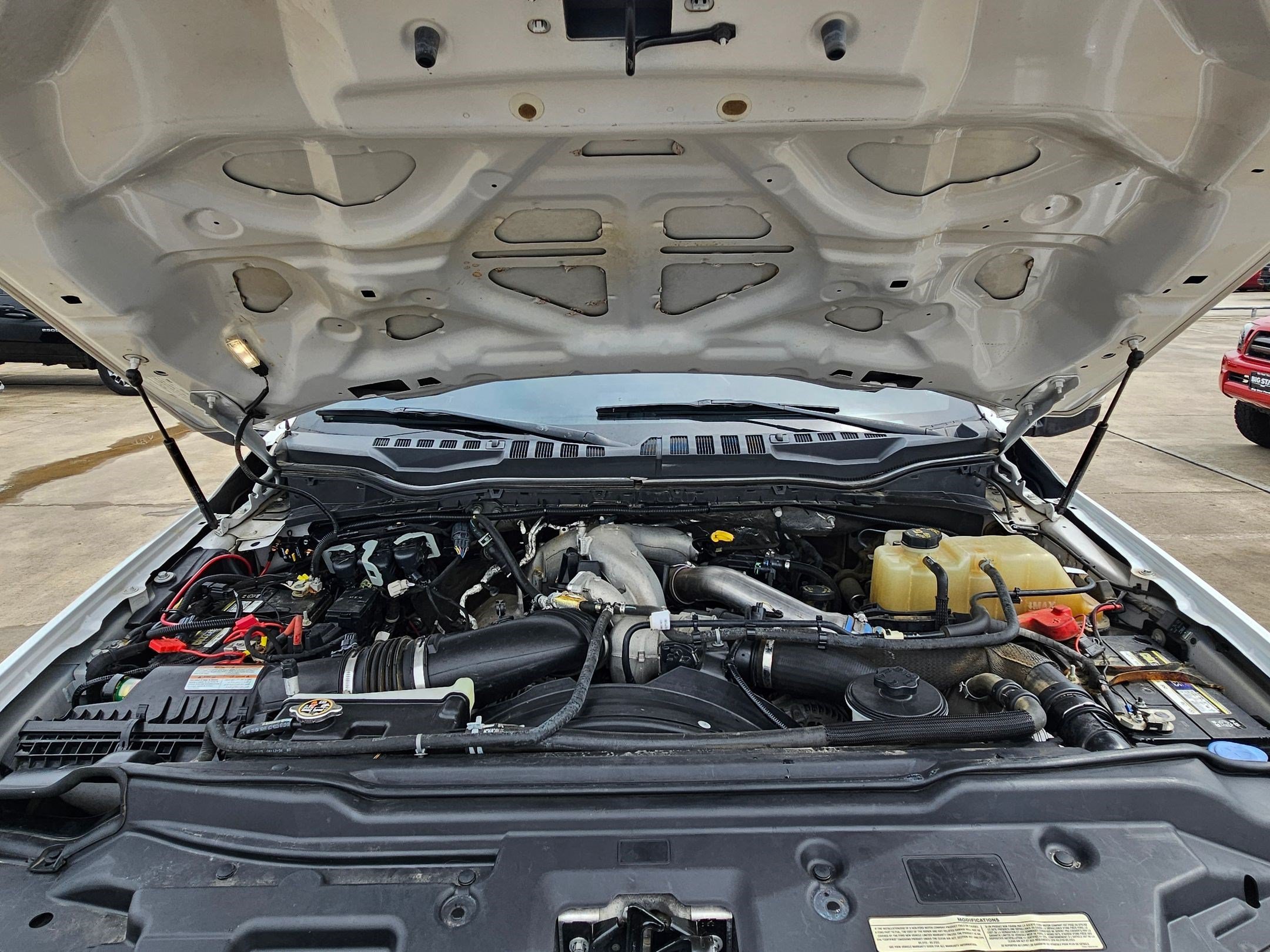 Used 2020 Oxford White Ford XLT image 25