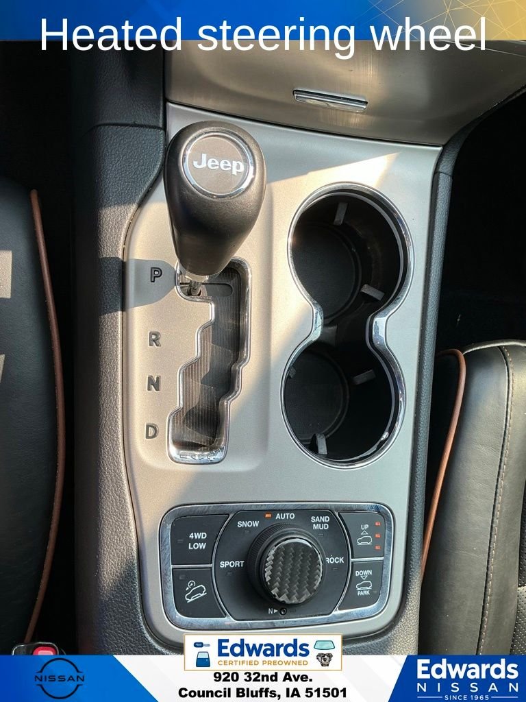 Used 2013 Red Jeep Overland image 33