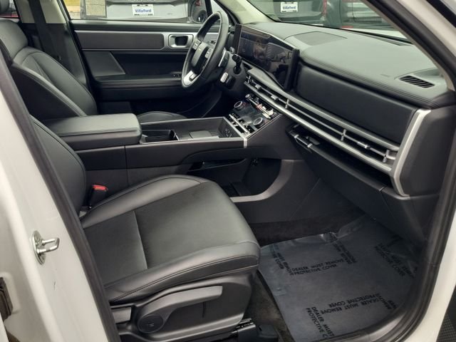 Certified Used 2025 White Hyundai SEL image 15