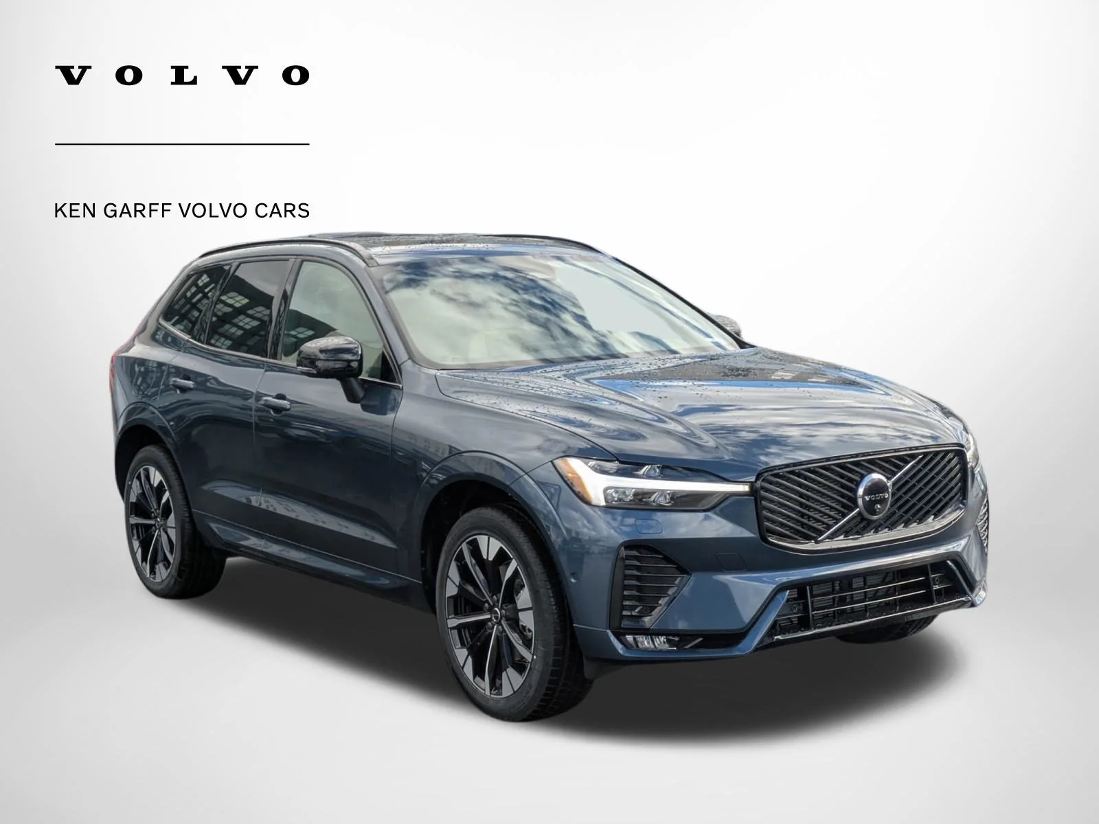 2026 Volvo XC60 B5 Plus Dark AWD's photo
