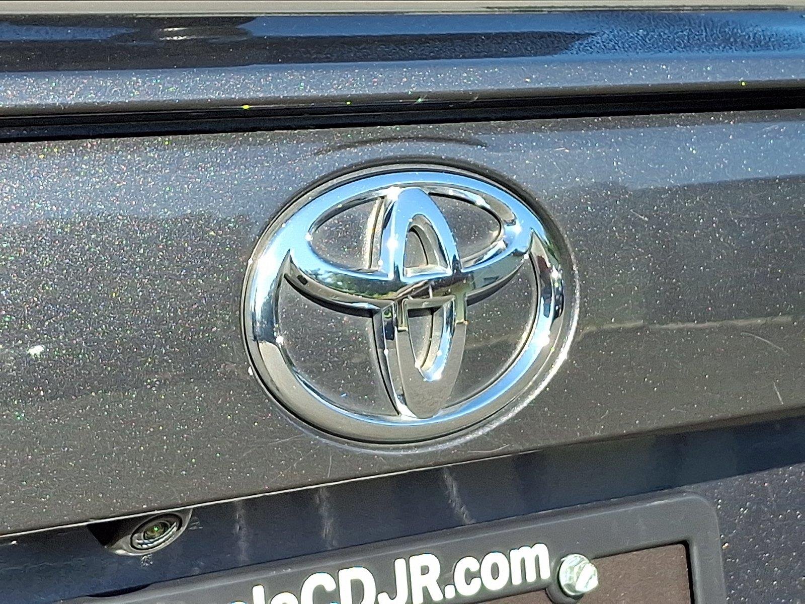 Used 2020 Magnetic Gray Metallic Toyota LE image 29