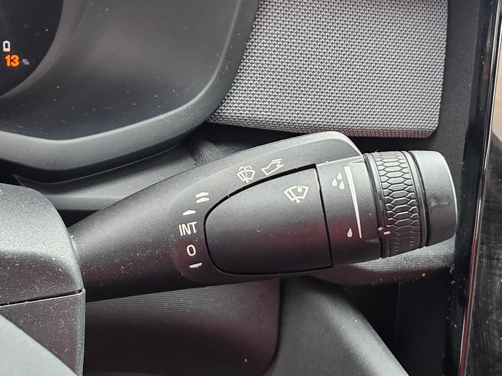 Used 2024  Polestar Long Range Dual Motor image 24