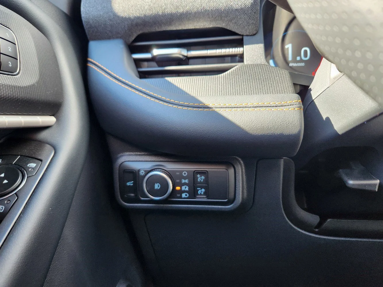 New 2026 Agate Black Metallic Ford Tremor image 17