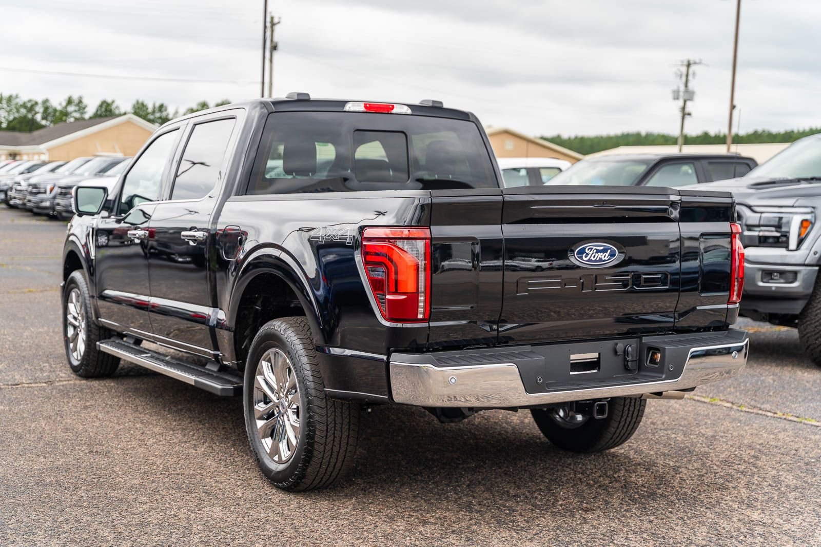 New 2026 Agate Black Metallic Ford Lariat® image 3