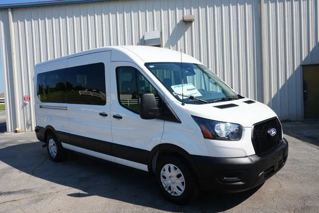 New 2026 Oxford White Ford Passenger Van XL image 2