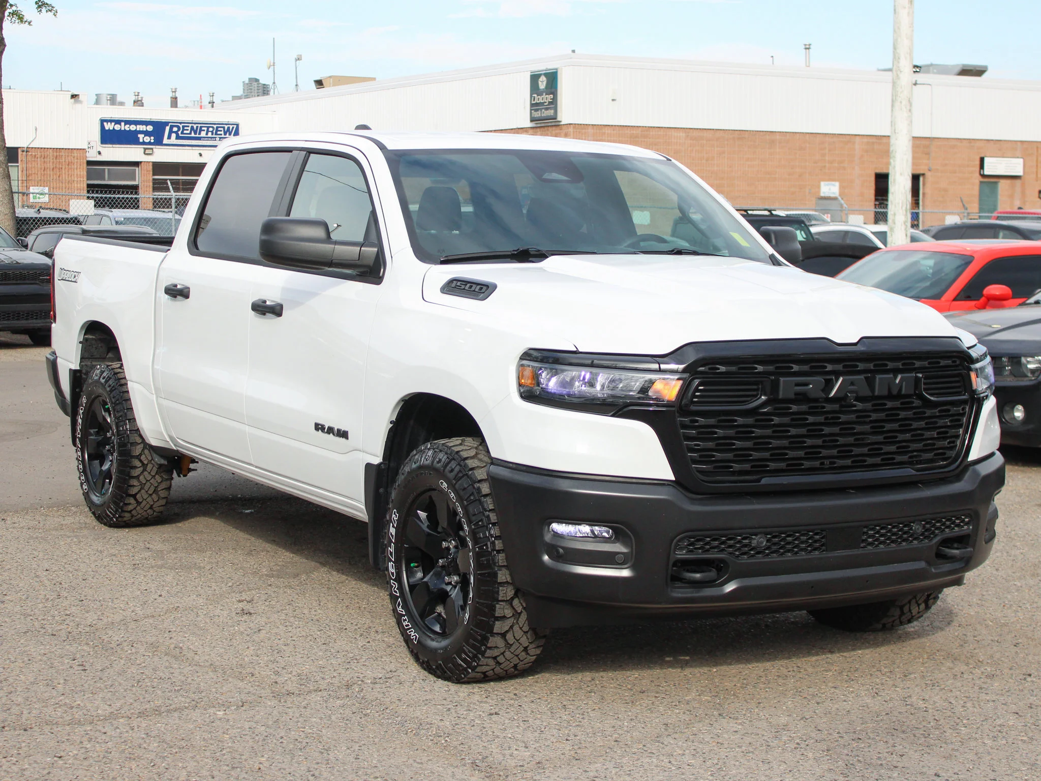 Certified Used 2026 White RAM Warlock * Twin-Turbo | Adaptive Cruise | Apple CarPlay | Bed Utility Group | Remote Start image 9