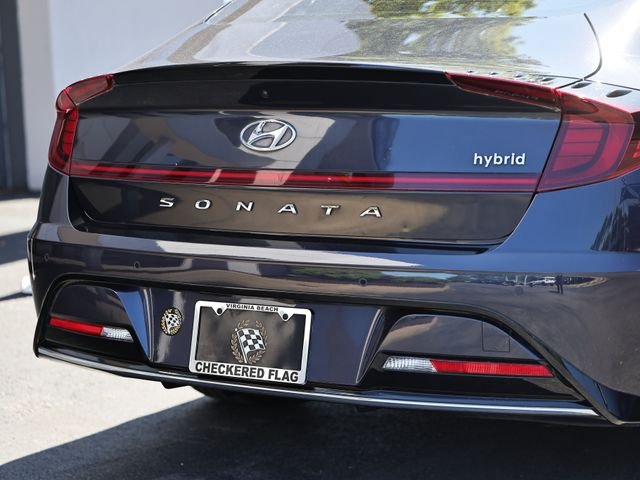 Used 2021 Nocturne Black Hyundai Limited image 7