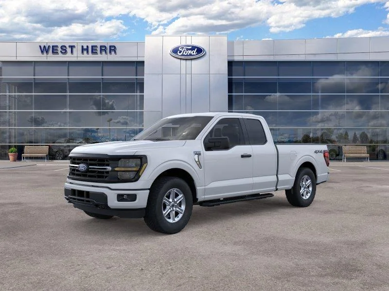 New 2026 Oxford White Ford XLT image 2