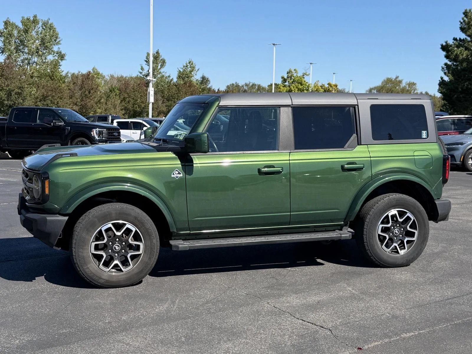 Used 2024 Eruption Green Ford Outer Banks image 4