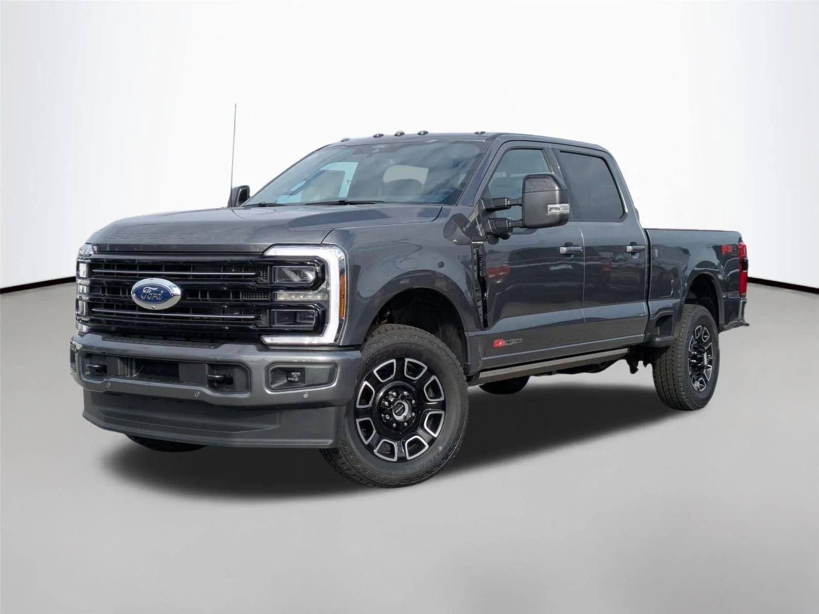2026 Ford F-350 Platinum 4x4 Crew Cab 6-3/4' Box SRW's photo
