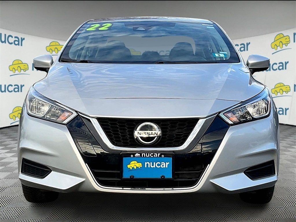 2022 Nissan Versa 1.6 SV photo 2