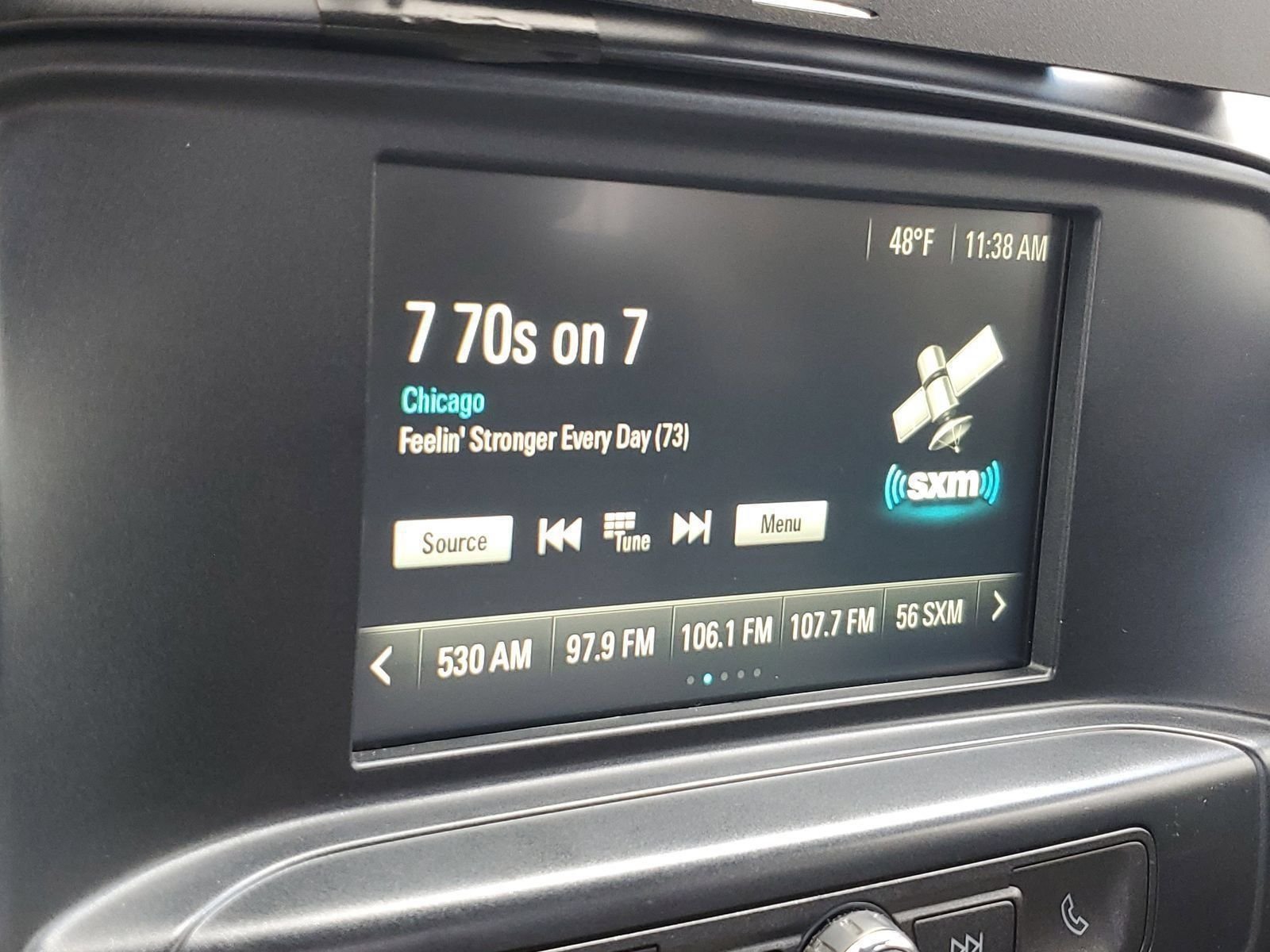 Used 2018 Red Chevrolet Custom image 18