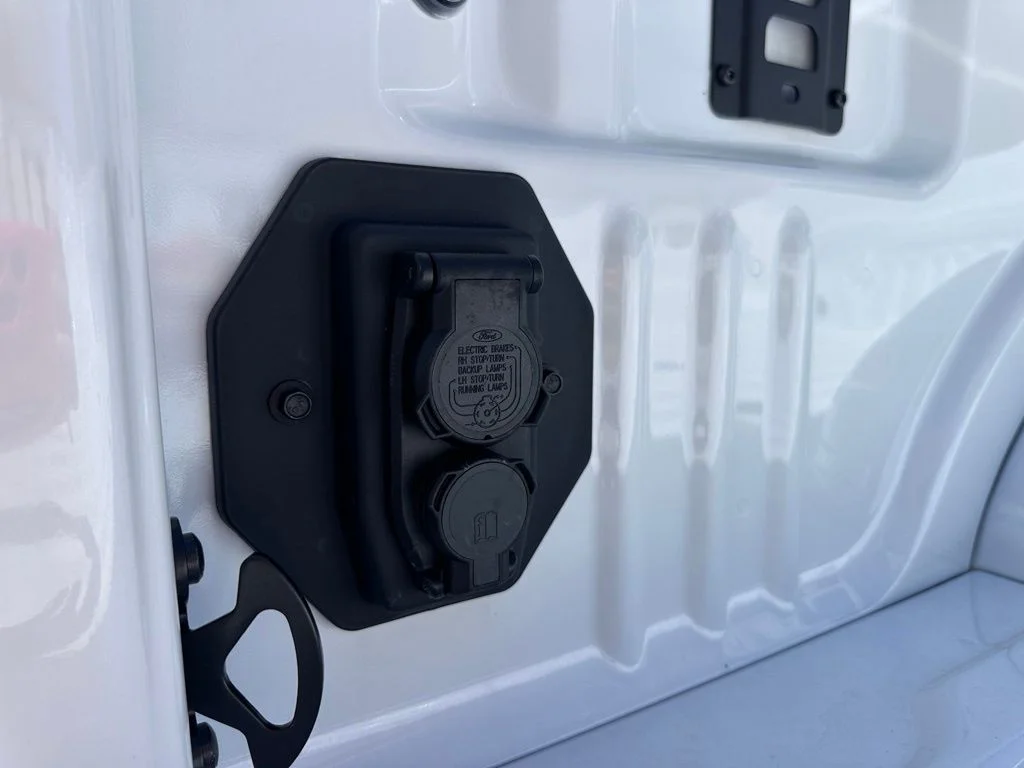 New 2026 Star White Metallic Tri-Coat Ford F-350® Platinum® image 32