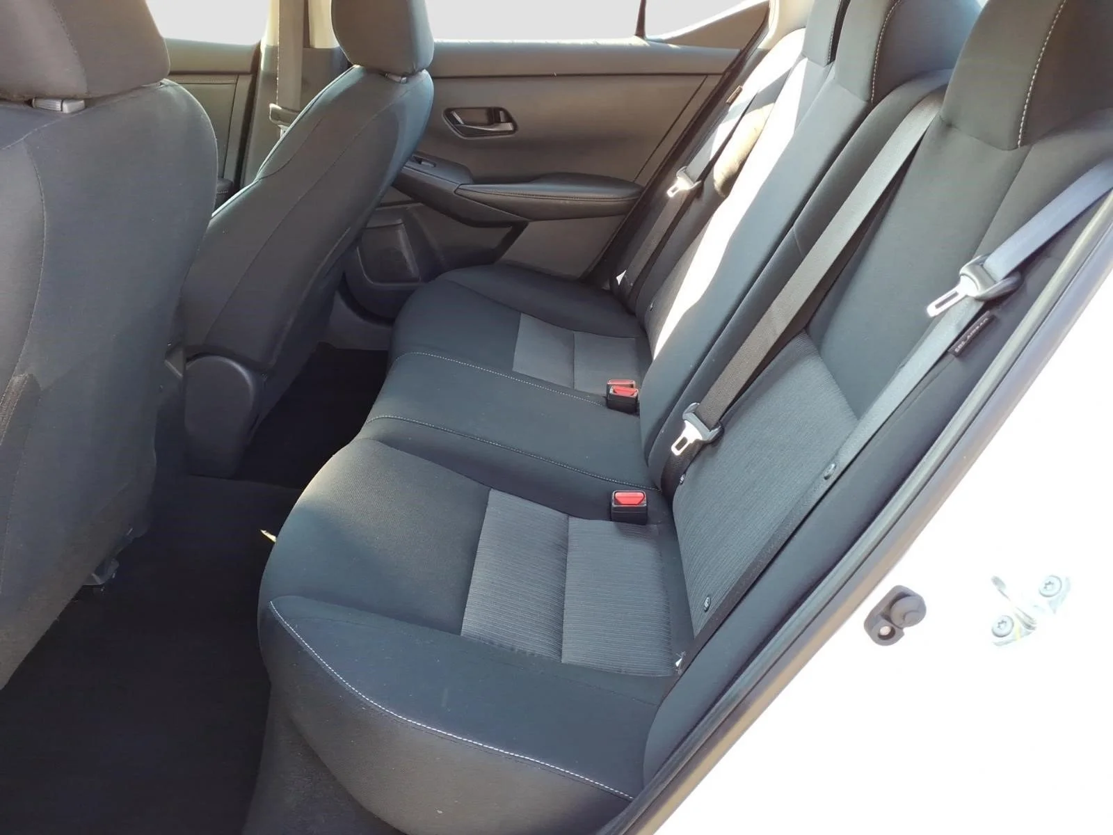 Used 2025 Aspen White Tricoat Qac Nissan SV image 13