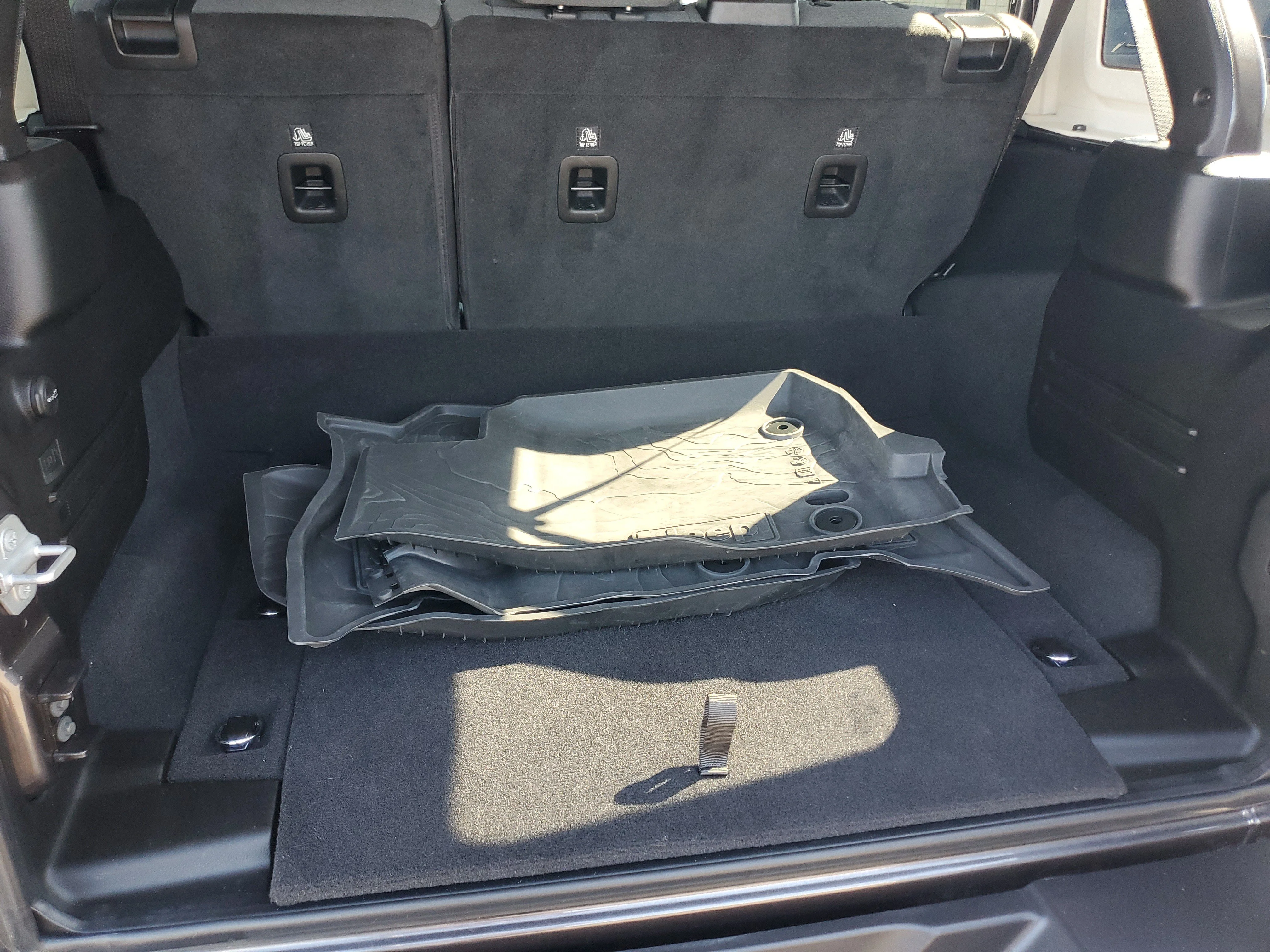 Certified Used 2025 Gray Jeep Willys 4xe image 26