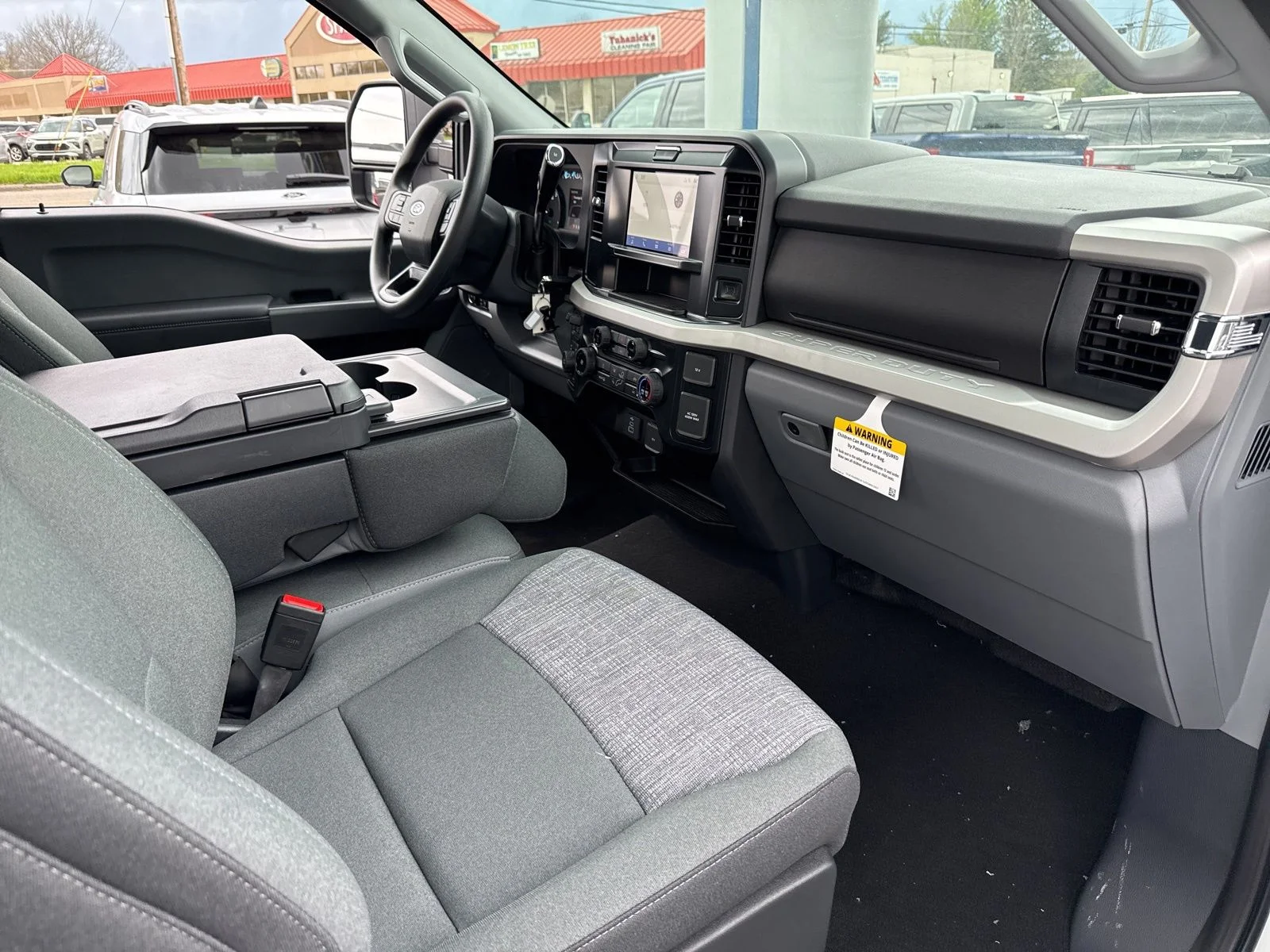 2025 Ford F-250 Super Duty XLT - Photo 30