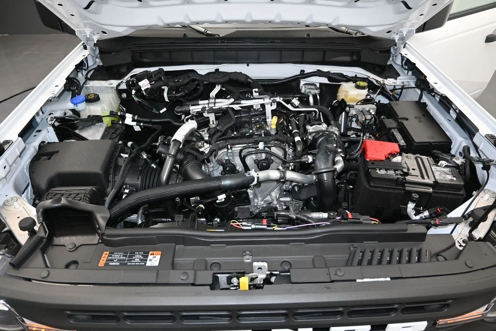 New 2026 Oxford White Ford Base image 12