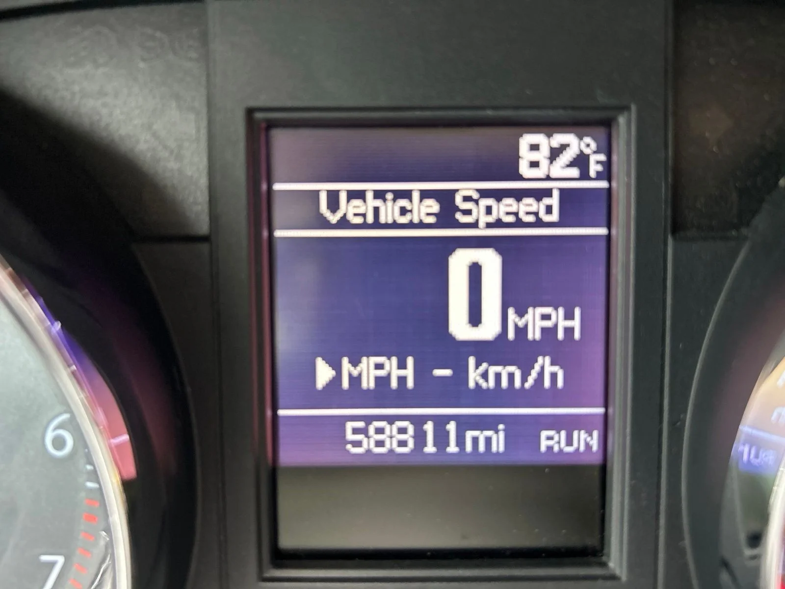 Used 2013 Stone White Dodge SXT image 28