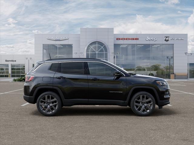New 2026 Diamond Black Crystal Pearl-Coat Exterior Paint Jeep Limited Altitude image 47