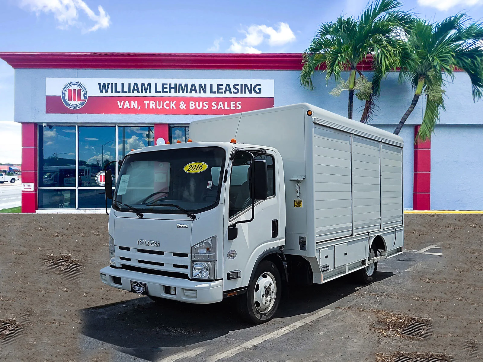 2016 Isuzu NRR's photo