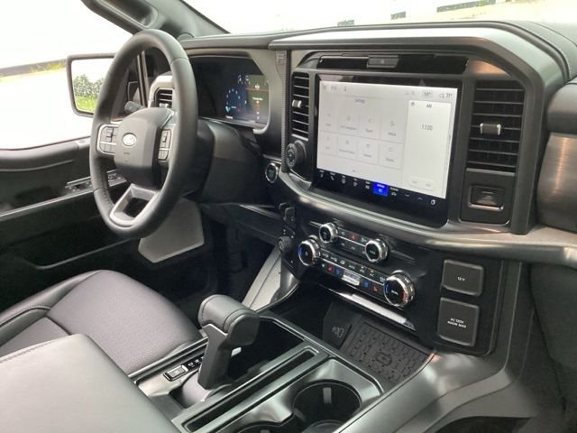 New 2026 Agate Black Metallic Ford Lariat® image 23