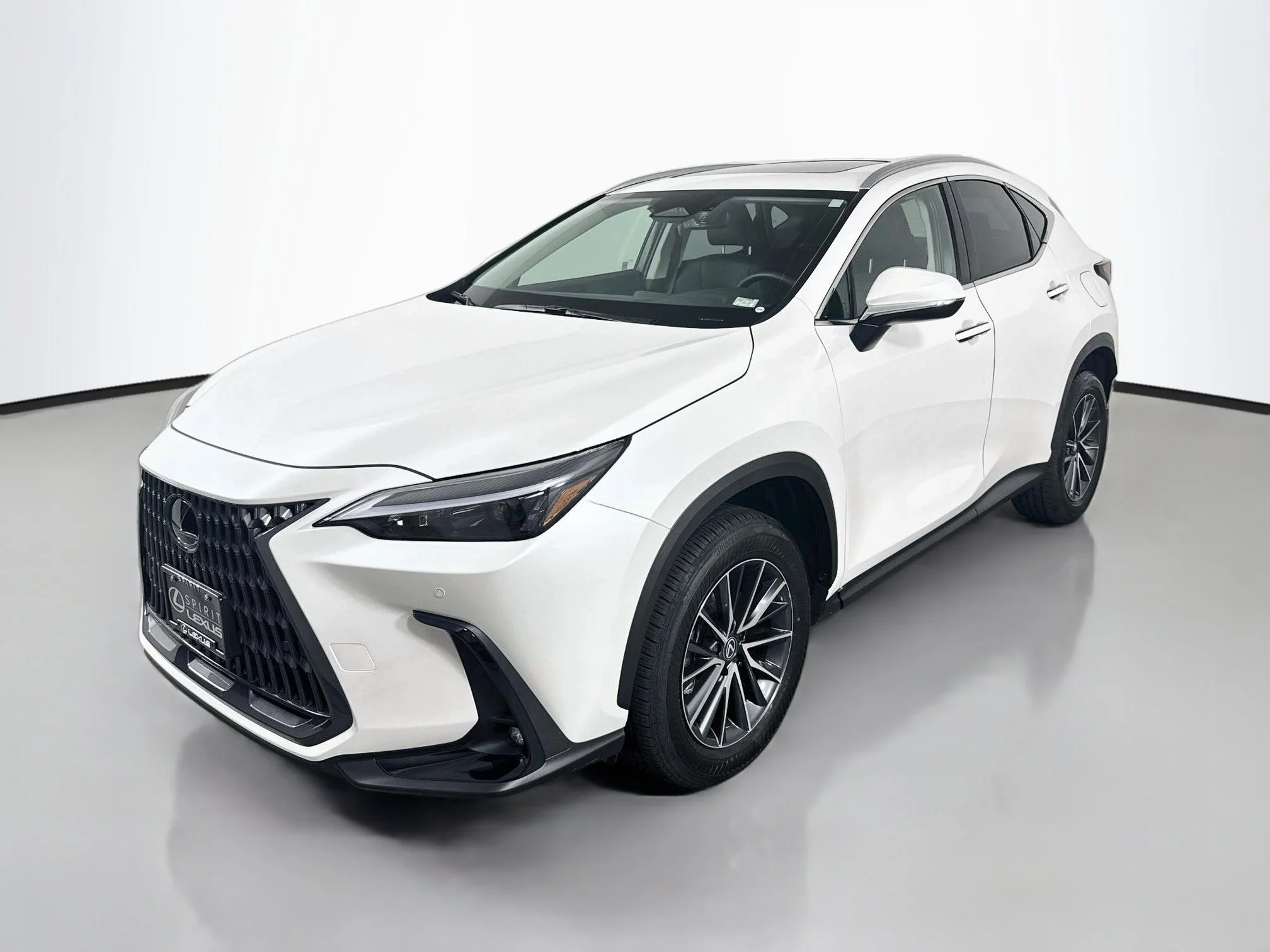 Certified Used 2025 White Pearl Lexus 350 image 3