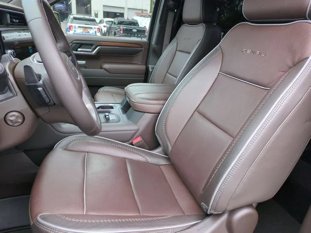 Used 2024 Blue GMC Denali image 15