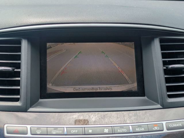 Used 2014 Silver INFINITI Base image 23