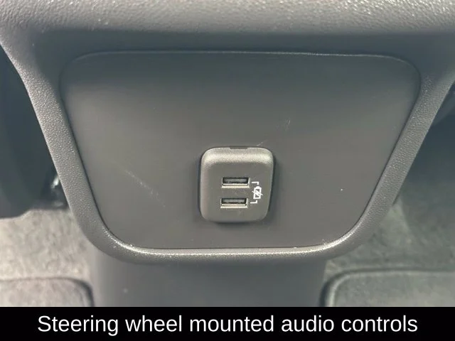 Used 2022 White Chevrolet LS image 19