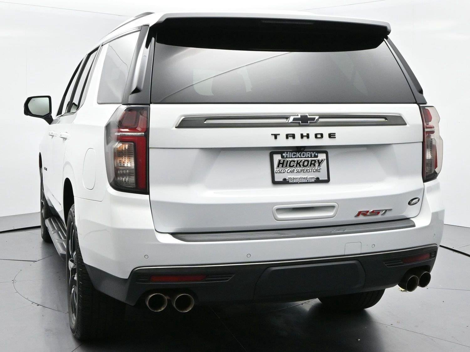 Used 2022 Summit White Chevrolet RST image 6