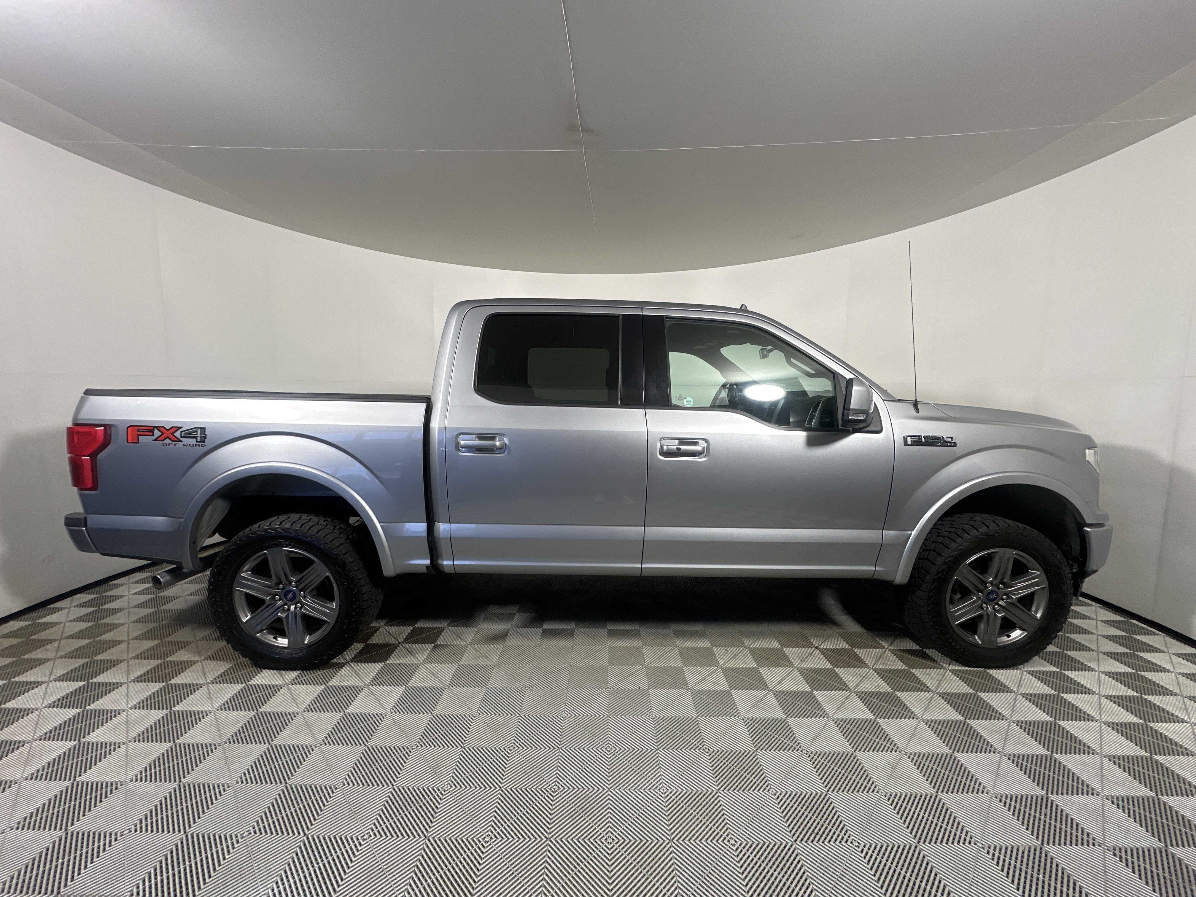 Used 2020 Silver Ford  image 8