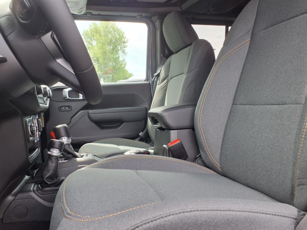 2025 Jeep Wrangler 4-Door Sport S - Photo 17