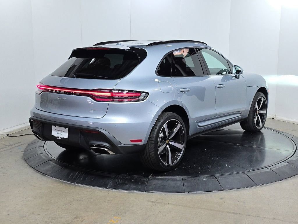 Certified Used 2025 Silver Porsche  image 7