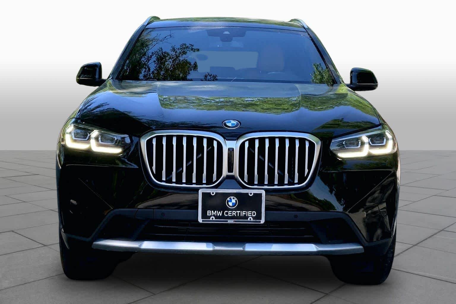 Certified Used 2023 Jet Black BMW xDrive30i image 3