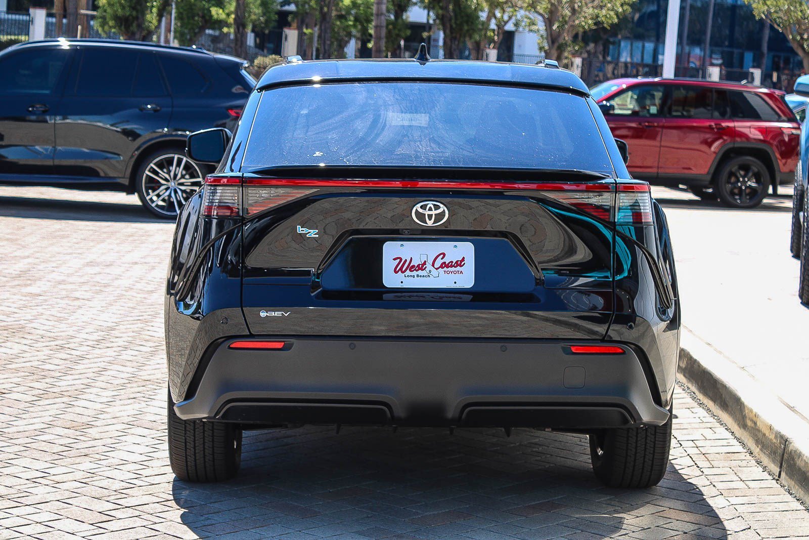 New 2026 Midnight Black Metallic Toyota  XLE image 7
