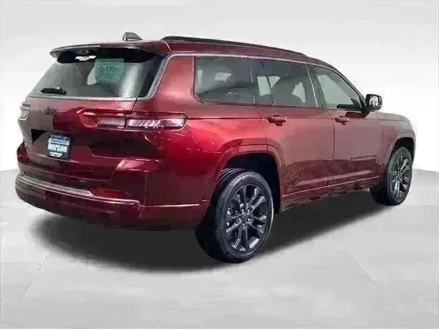 New 2026 Velvet Red Pearl-Coat Exterior Paint Jeep Limited image 10