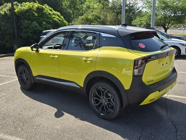 New 2026 Yuzu Yellow Metallic / Super Black Two-tone Nissan SR image 3