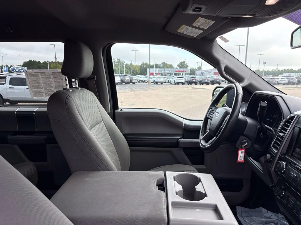 Used 2015 Tuxedo Black Metallic Ford XLT image 32