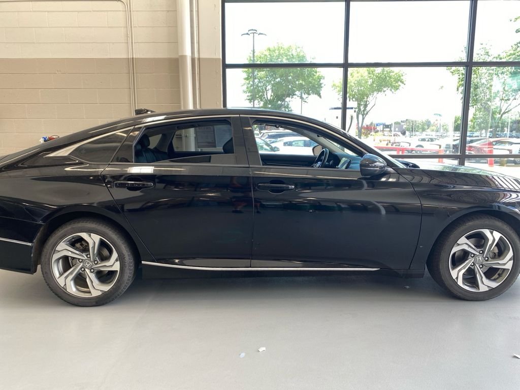 Used 2019  Honda EX-L image 28