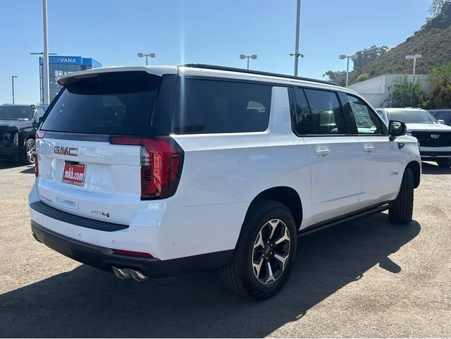 2026 GMC Yukon XL AT4 Ultimate - Photo 11