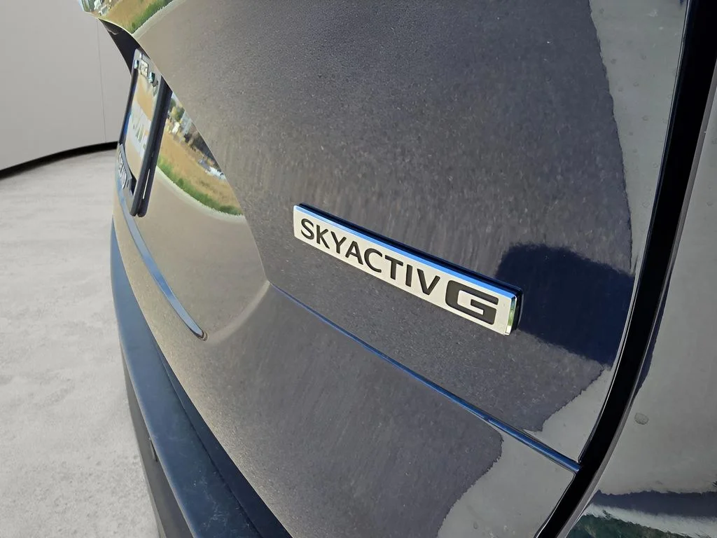 Used 2026 Navy Blue Mica Mazda Preferred image 29