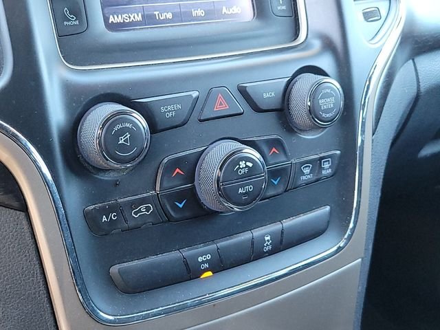 Used 2014 Red Jeep Laredo image 15